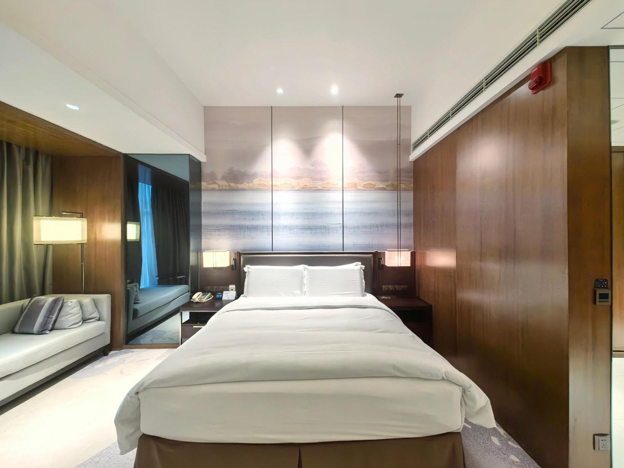Готель Doubletree By Hilton Ningbo Beilun Екстер'єр фото