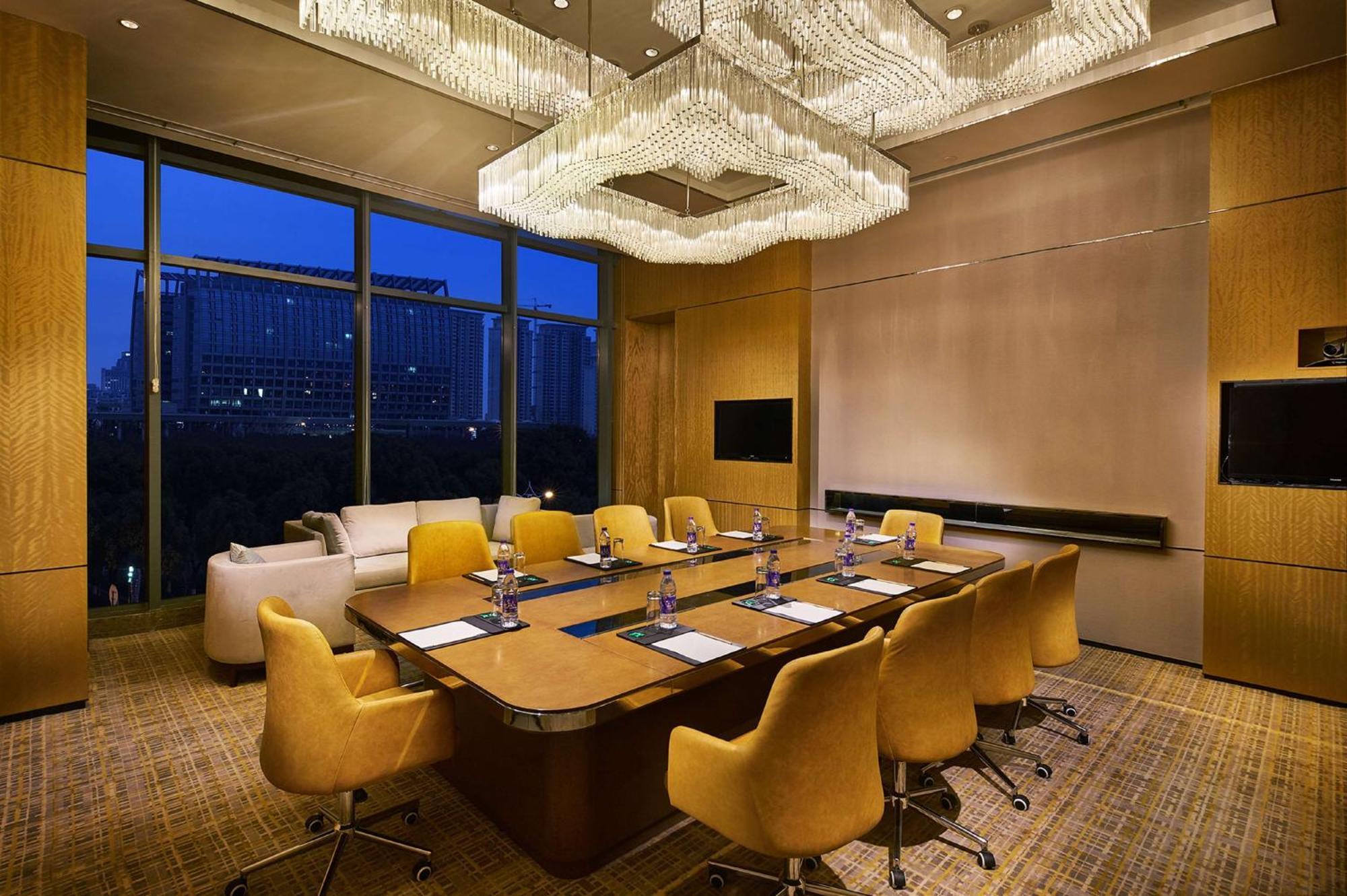 Готель Doubletree By Hilton Ningbo Beilun Екстер'єр фото